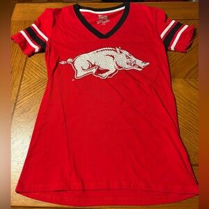 Red V-Neck Tee with bling rhinestone Arkansas razorbacks size Large